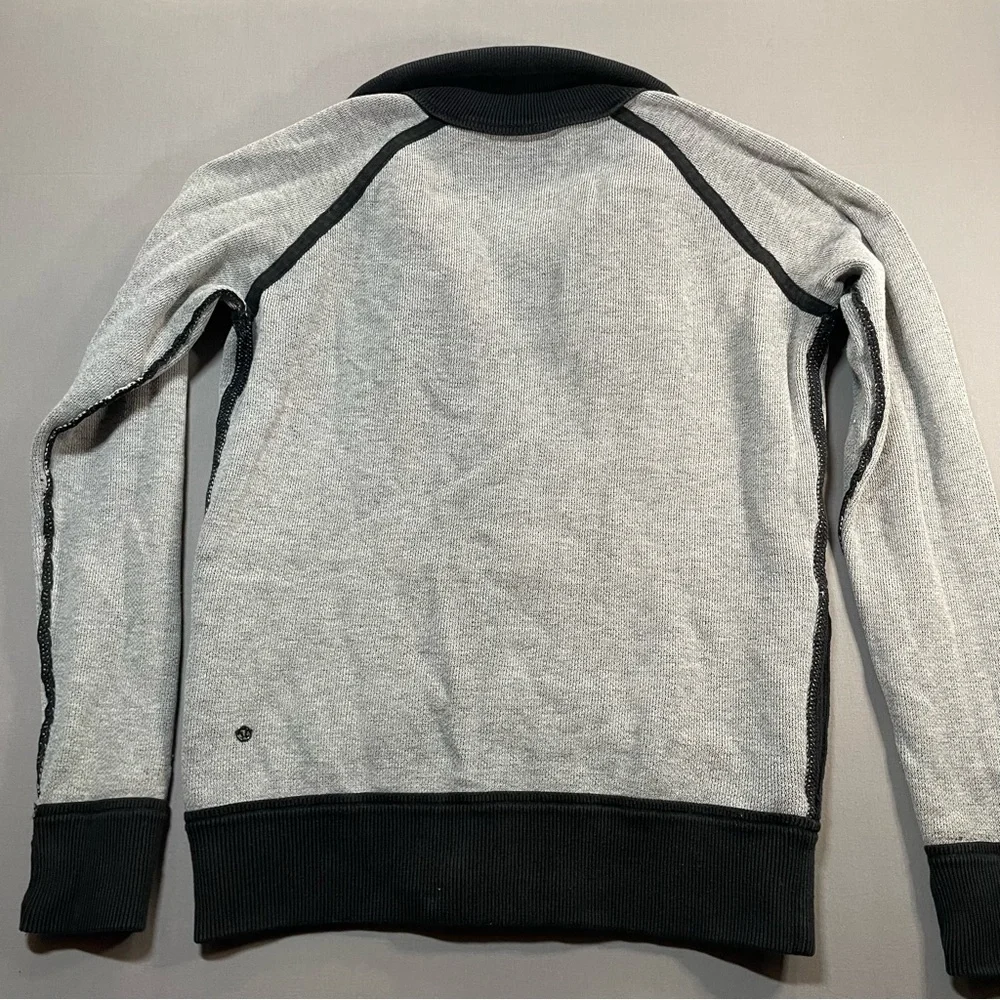 Lululemon Post Savasana REVERSIBLE Jacket in Black & Heathered Grey - Womens 10